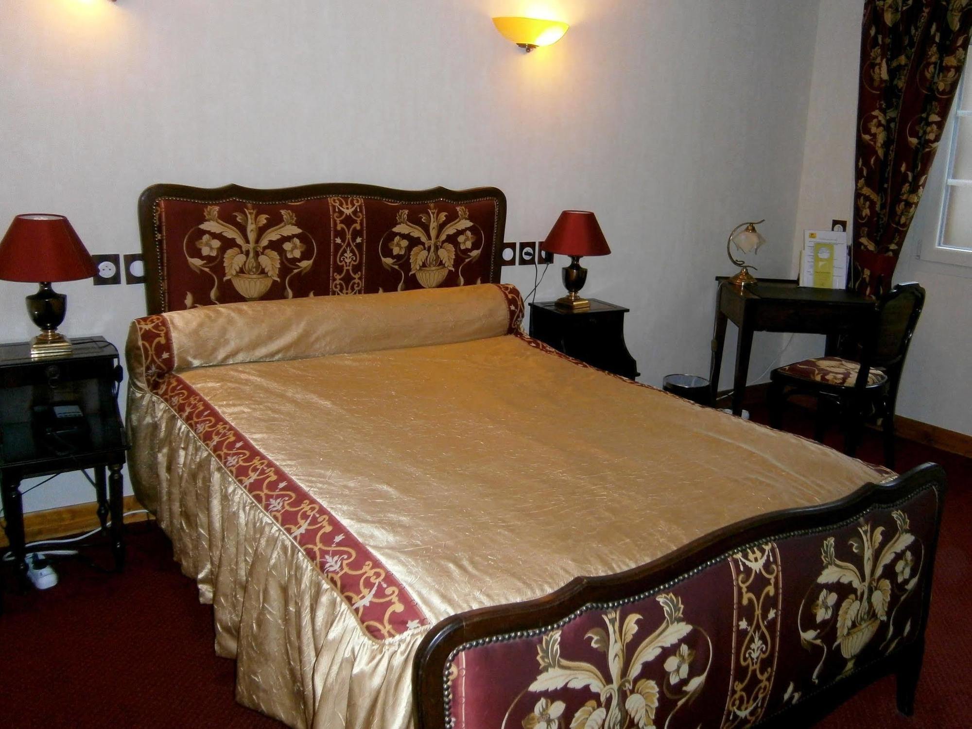 Hostellerie Du Grand Sully ภายนอก รูปภาพ